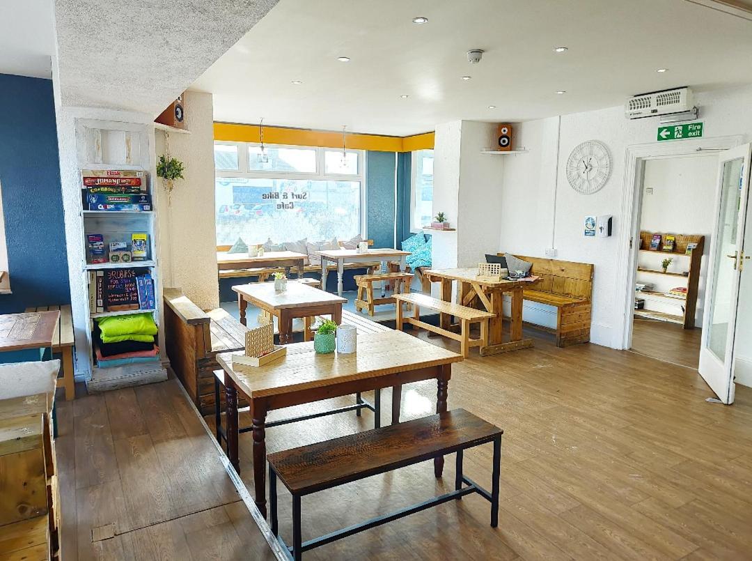 Ocean Surf Lodge New Quay Eksteriør billede