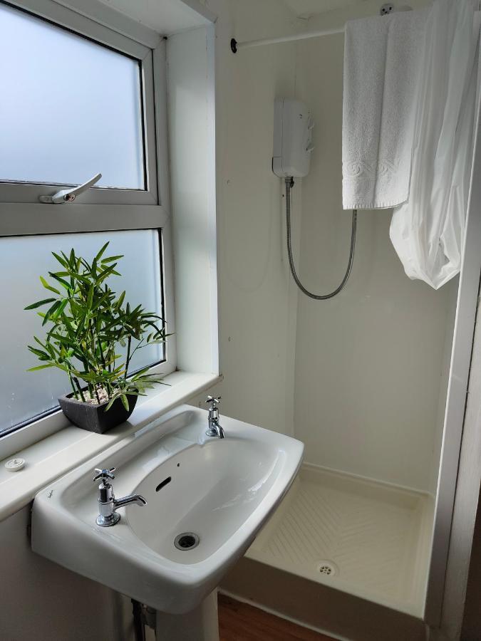 Ocean Surf Lodge New Quay Eksteriør billede