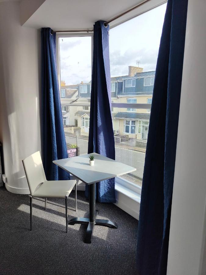 Ocean Surf Lodge New Quay Eksteriør billede
